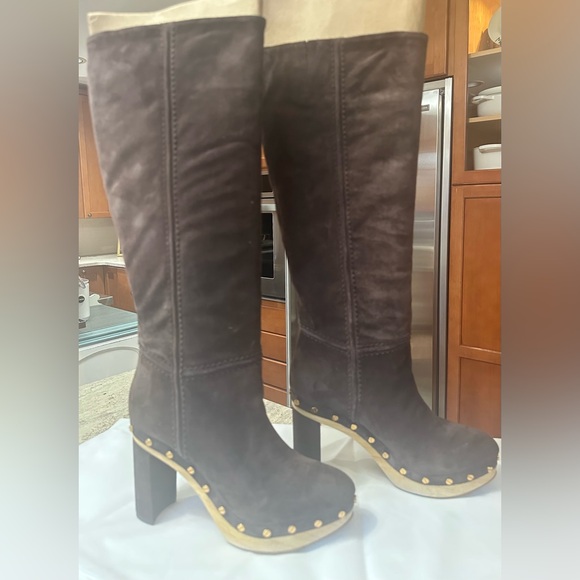 Veronica Beard PRISTINE Glendale suede clog boot Sz 7 espresso color gold rivets - Picture 4 of 16